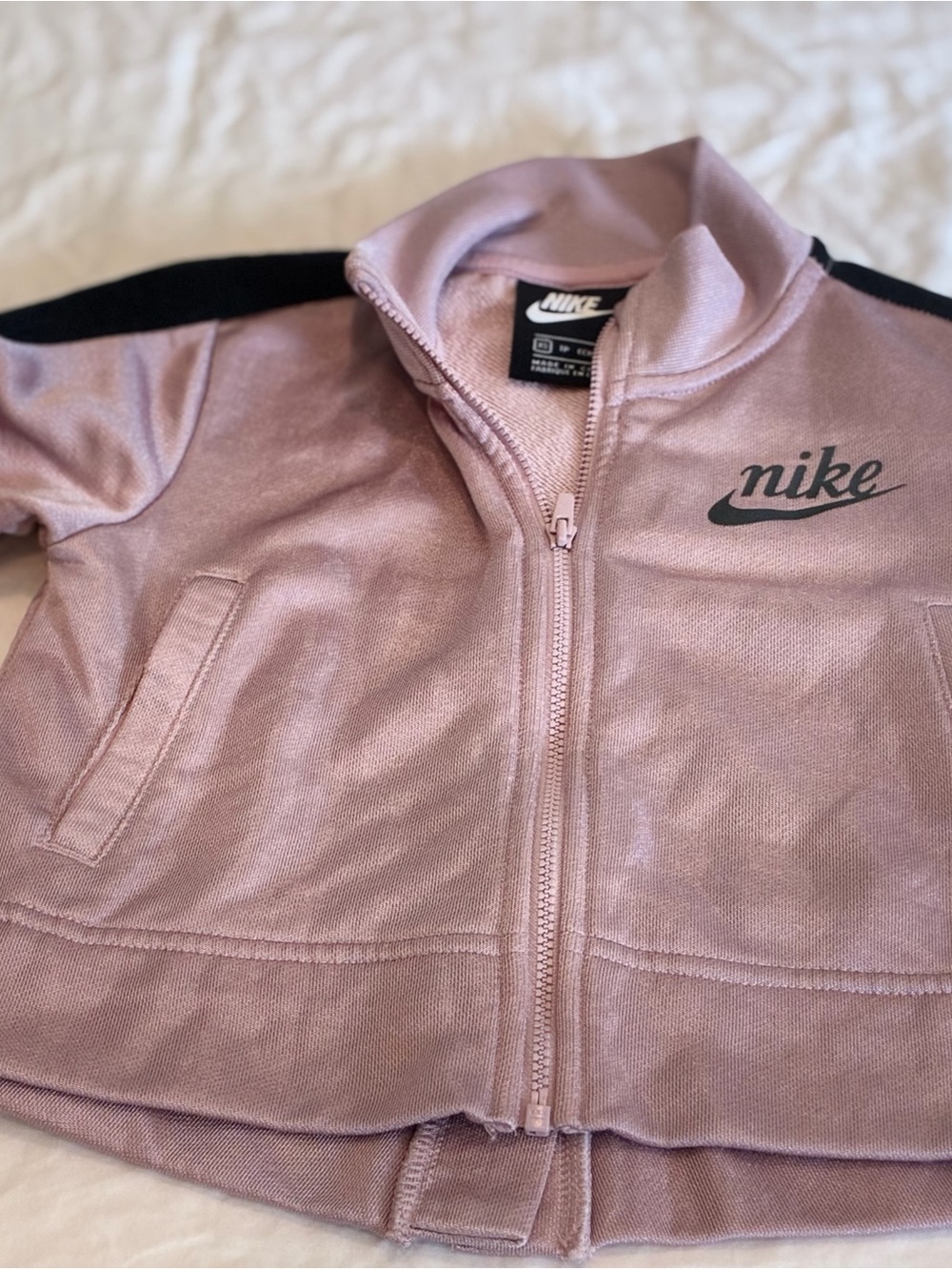 Super cute Nike Girls Pink Full-Zip Jacket with Black Accents 4t